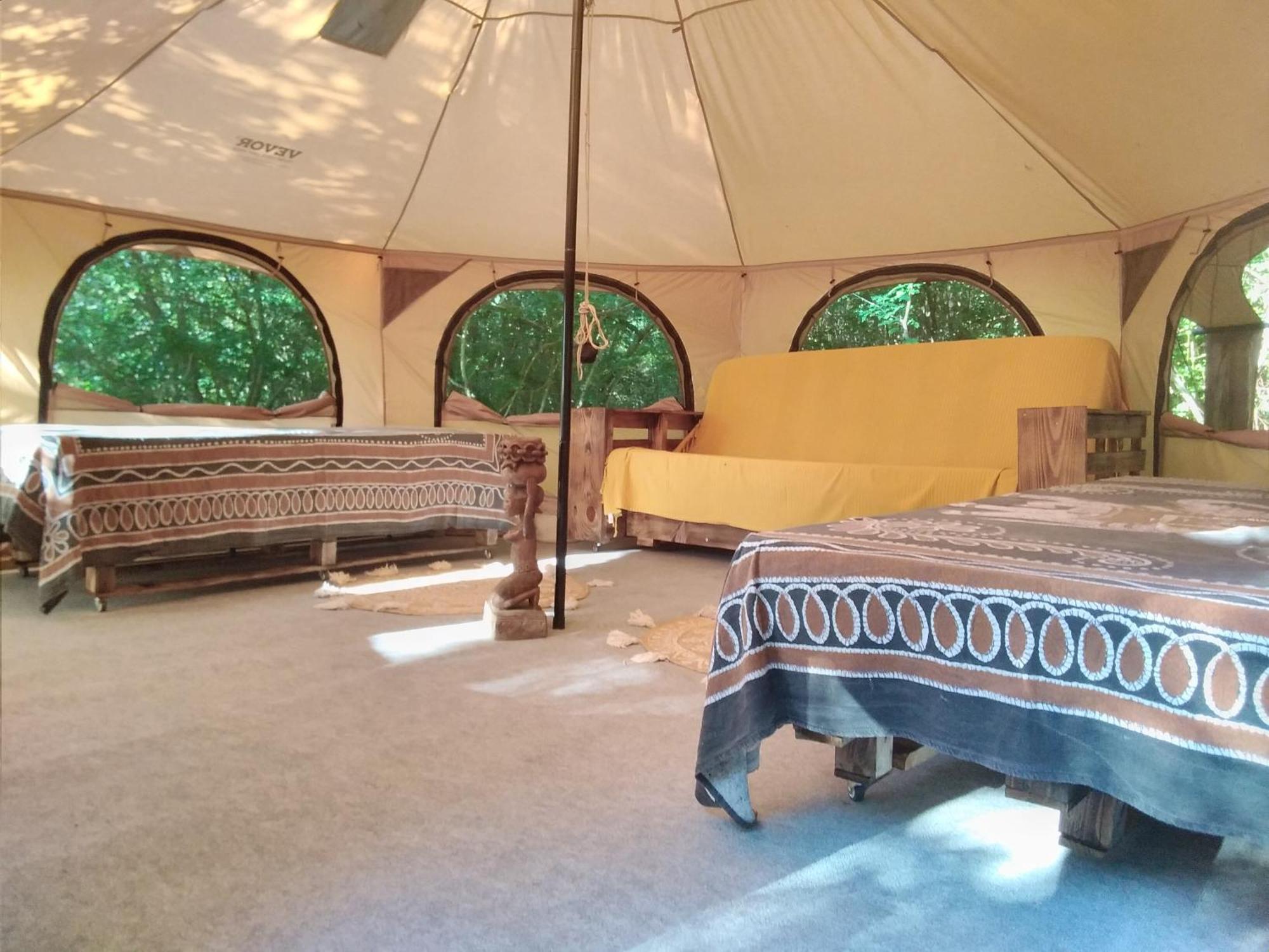 Tente Safari Lodge Dans Foret Luxuriante Vielle-Tursan Exteriér fotografie