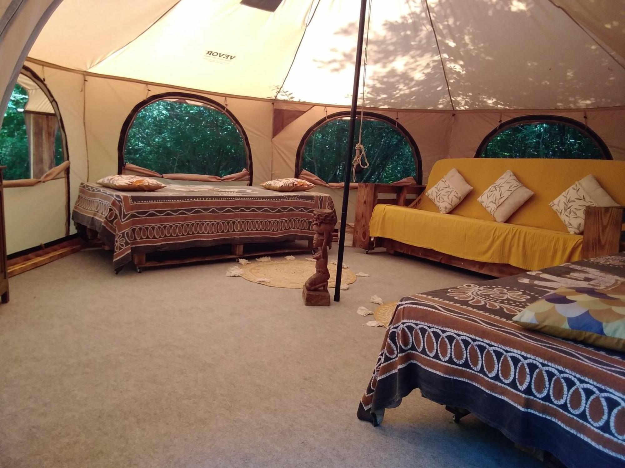 Tente Safari Lodge Dans Foret Luxuriante Vielle-Tursan Exteriér fotografie